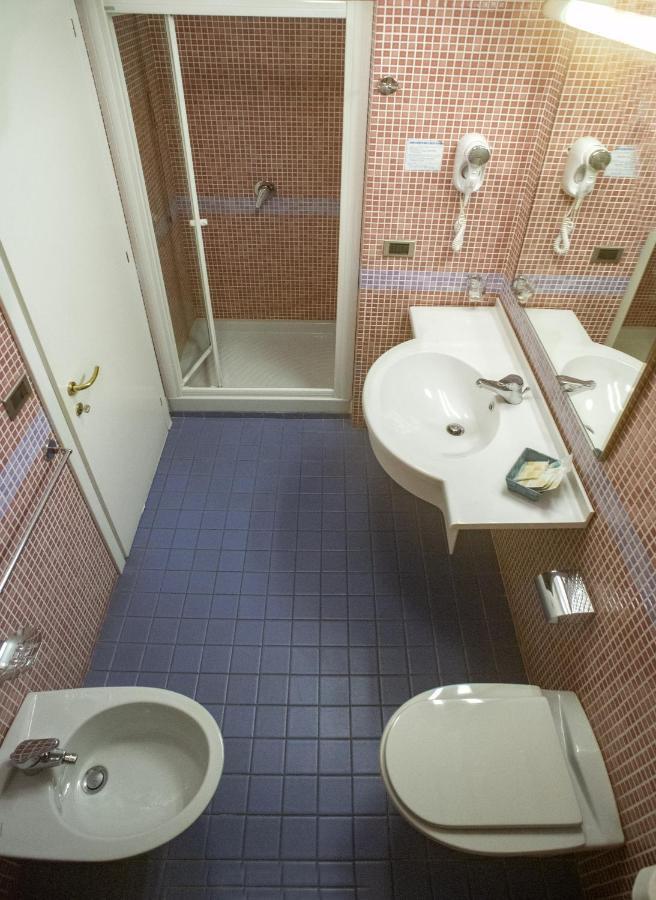 Hotel Lory & Ristorante Ferraro Celano Dış mekan fotoğraf