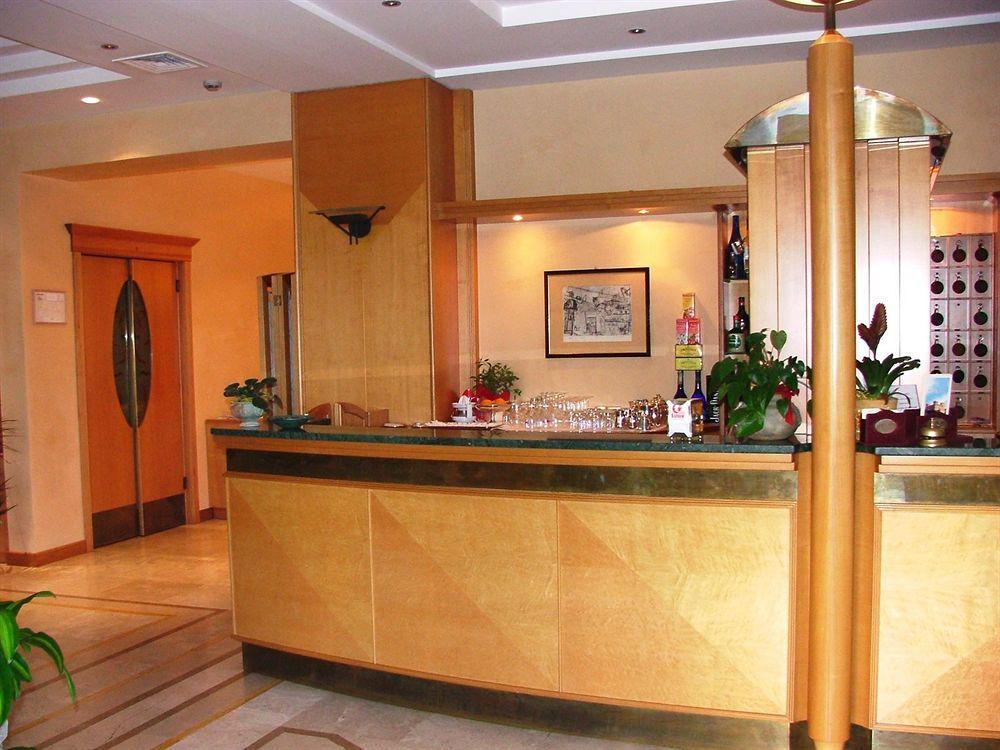 Hotel Lory & Ristorante Ferraro Celano Dış mekan fotoğraf
