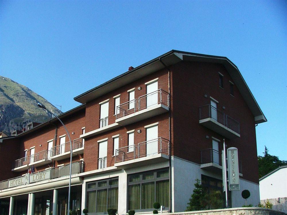 Hotel Lory & Ristorante Ferraro Celano Dış mekan fotoğraf
