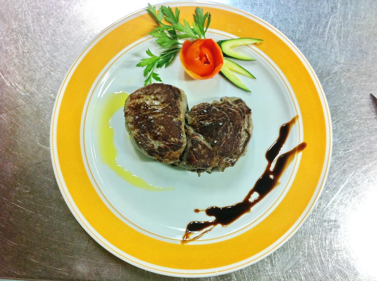 Hotel Lory & Ristorante Ferraro Celano Dış mekan fotoğraf